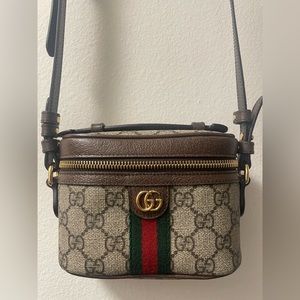 Gucci crossbody